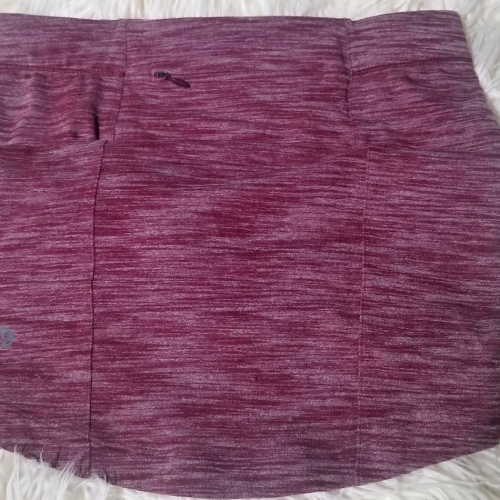 Small Lululemon Women's & go Where-To Skirt Heathered Bordeaux Drama  Rulu